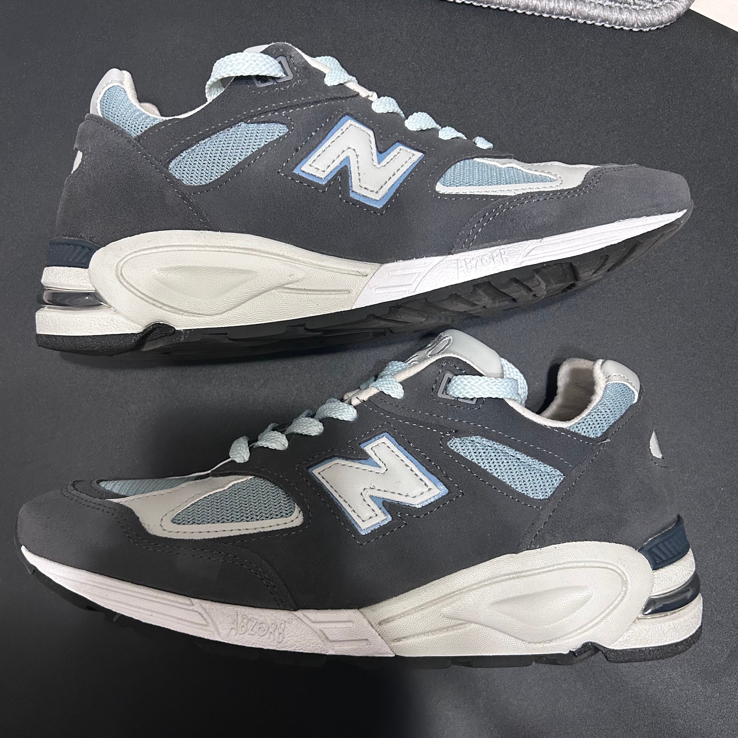 KITH Ronnie Fieg × New Balance 990V2 "Steel Blue"