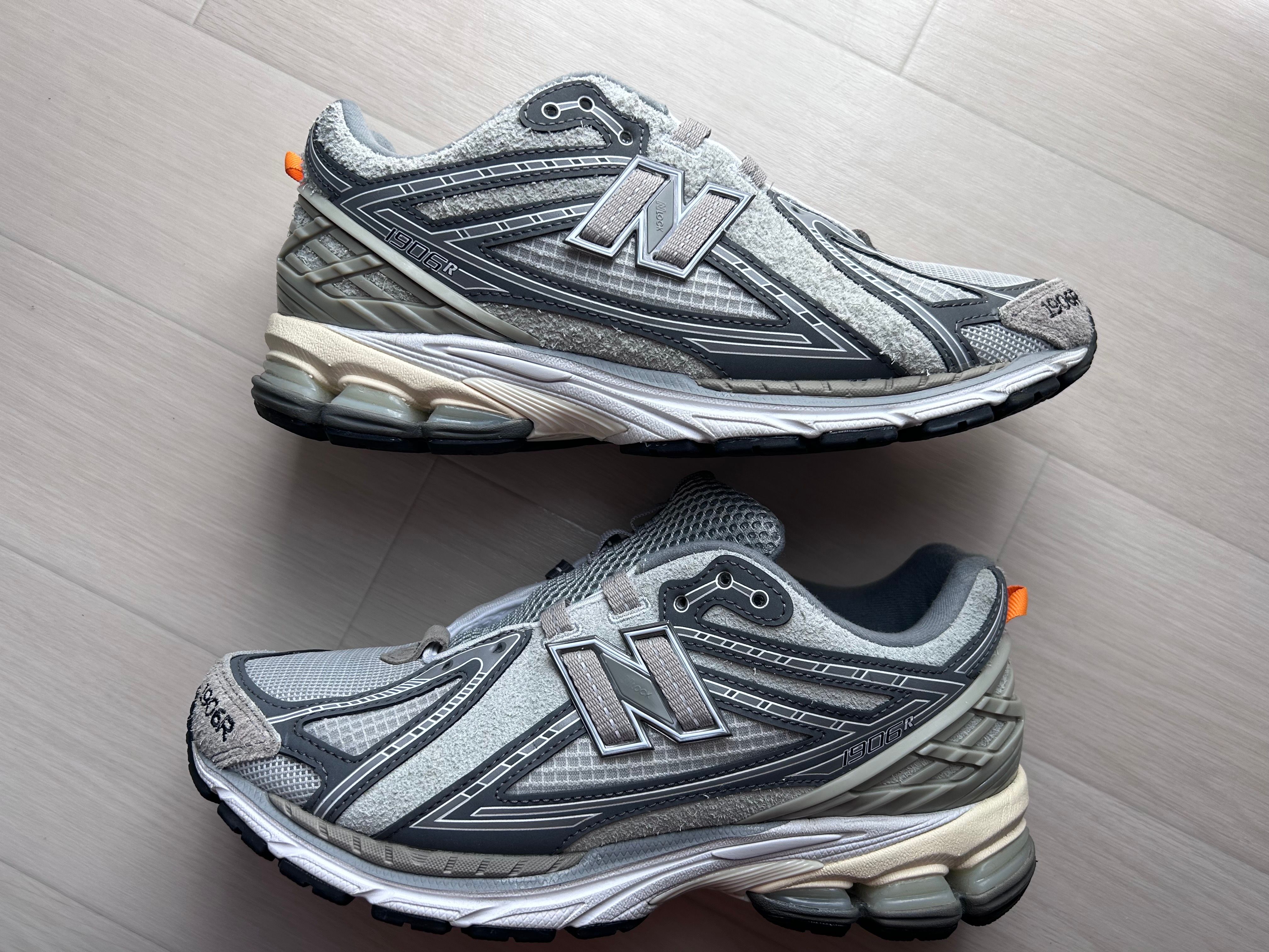 N.HOOLYWOOD × INVINCIBLE × New Balance 1906R "Gray"