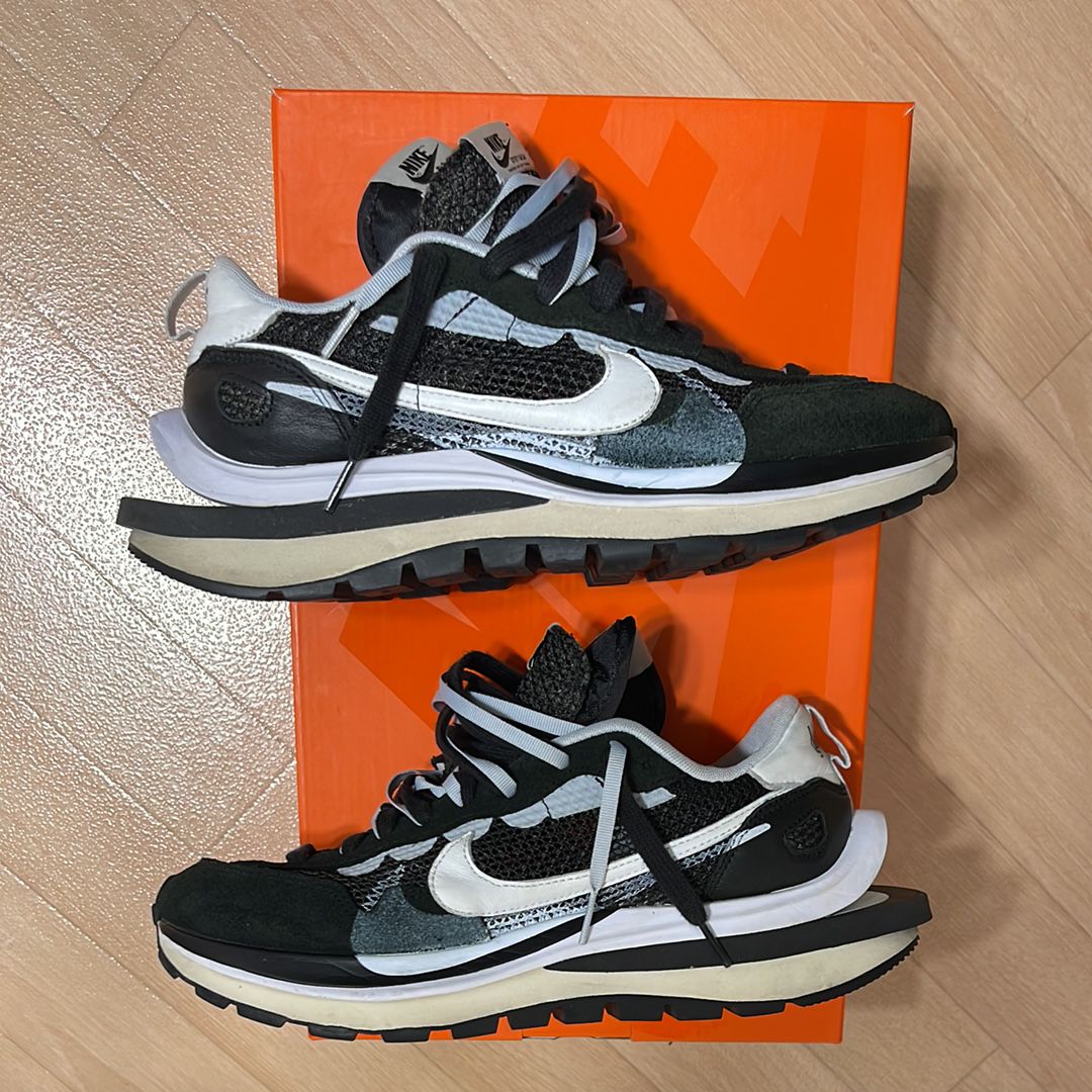 sacai × Nike Vapor Waffle "Black and White"