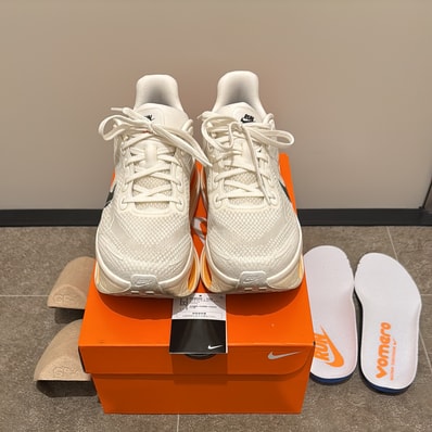 Nike Vomero Premium "Sail/Coconut Milk/Total Orange"