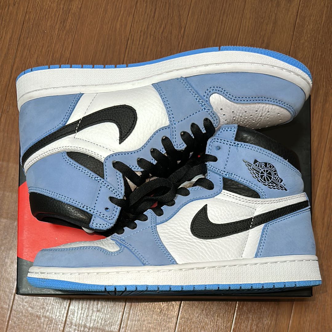 Nike Air Jordan 1 High OG "University Blue"