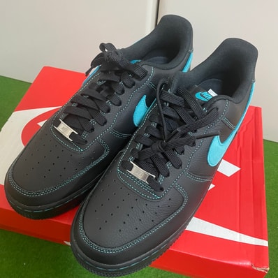 Nike Air Force 1 Low "Black Tiffany"