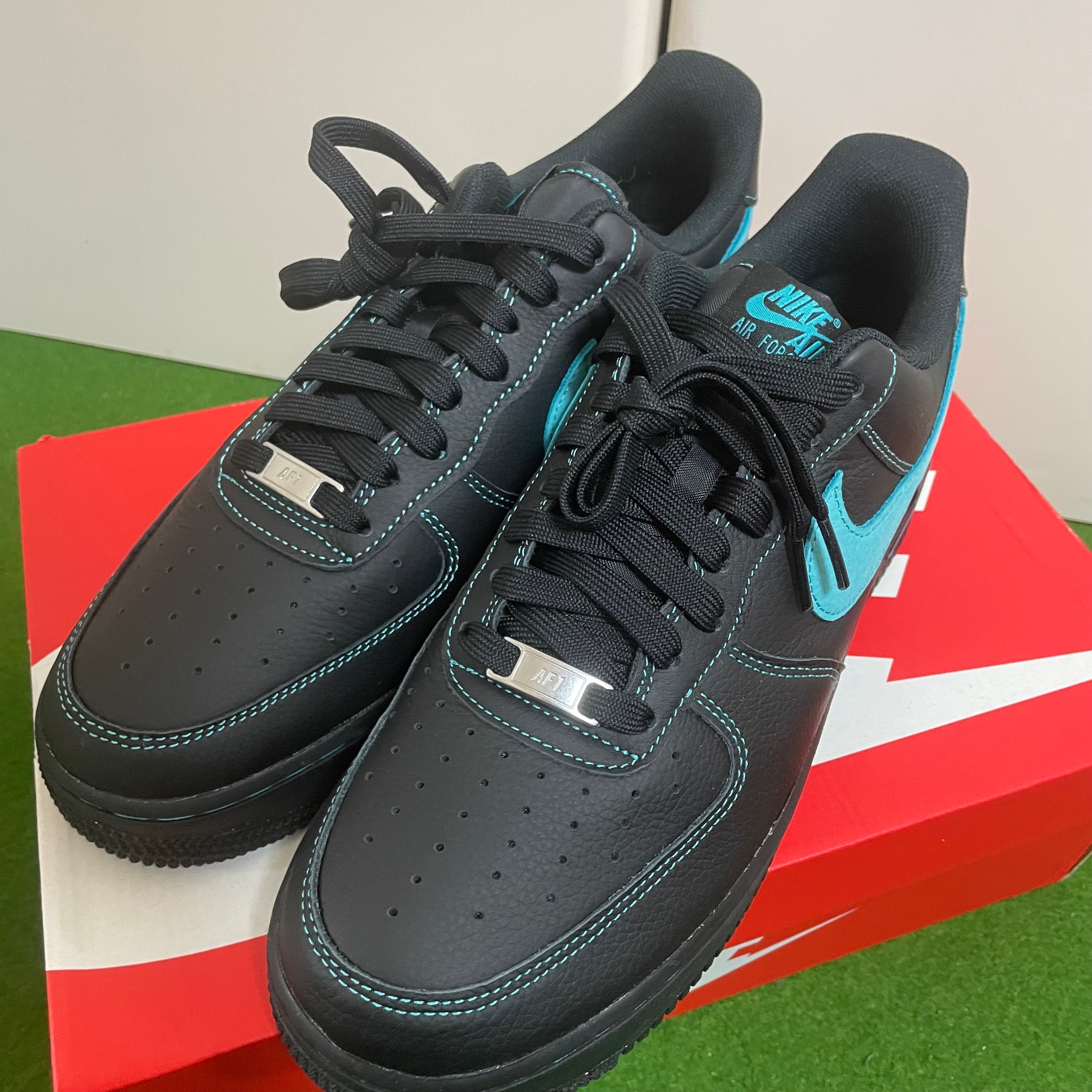Nike Air Force 1 Low "Black Tiffany"