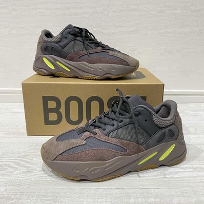 YEEZY BOOST 700 WAVE RUNNER DARK GREY