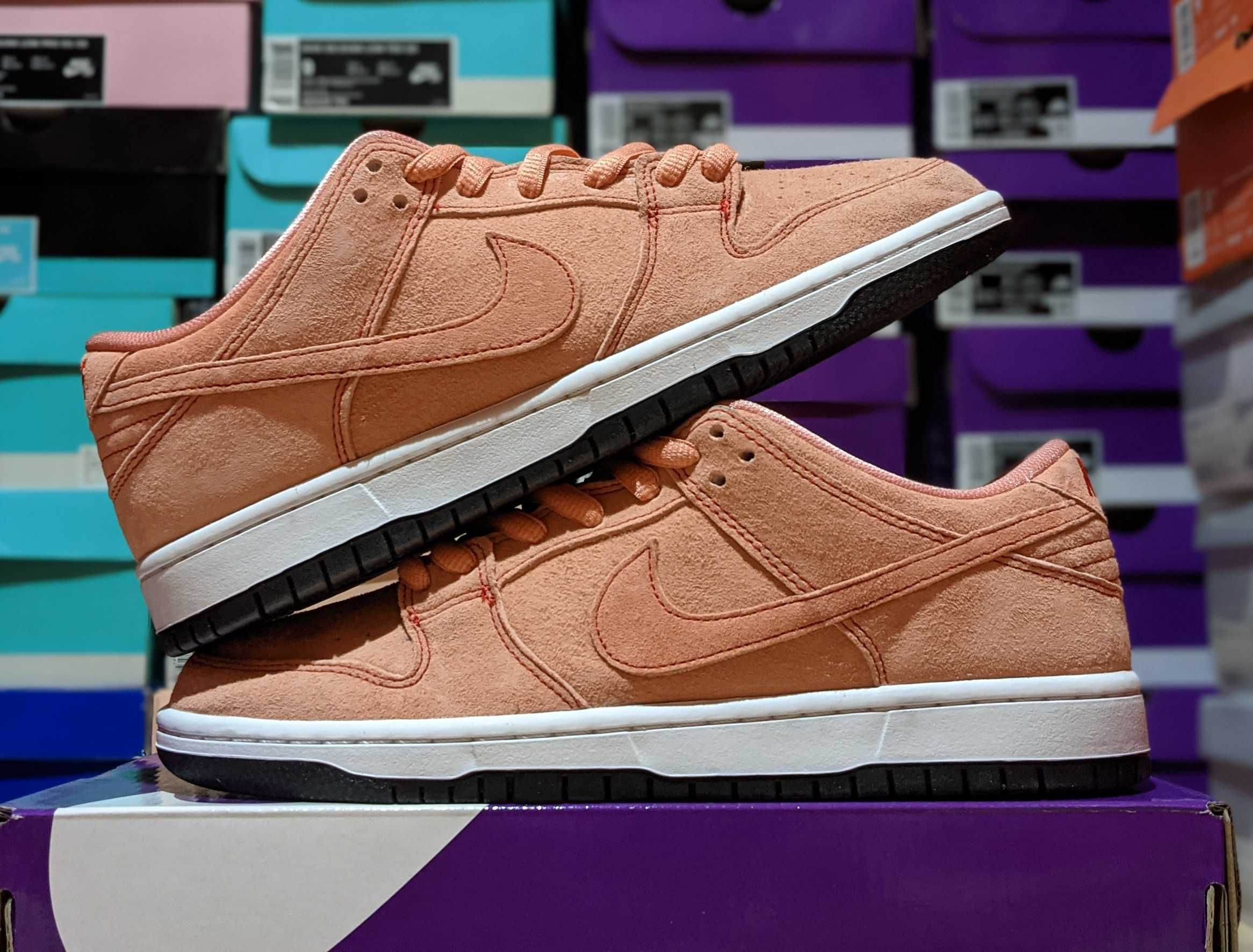 Nike SB Dunk Low "Pink Pig"