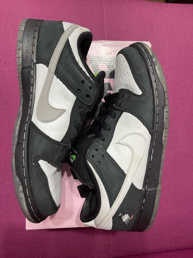 STAPLE × Nike SB Dunk Low "Pigeon Black/White"