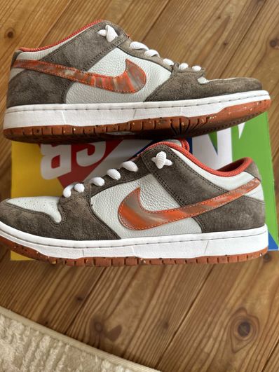 Crushed Skate Shop × Nike SB Dunk Low QS "Olive Grey/Mantra Orange"