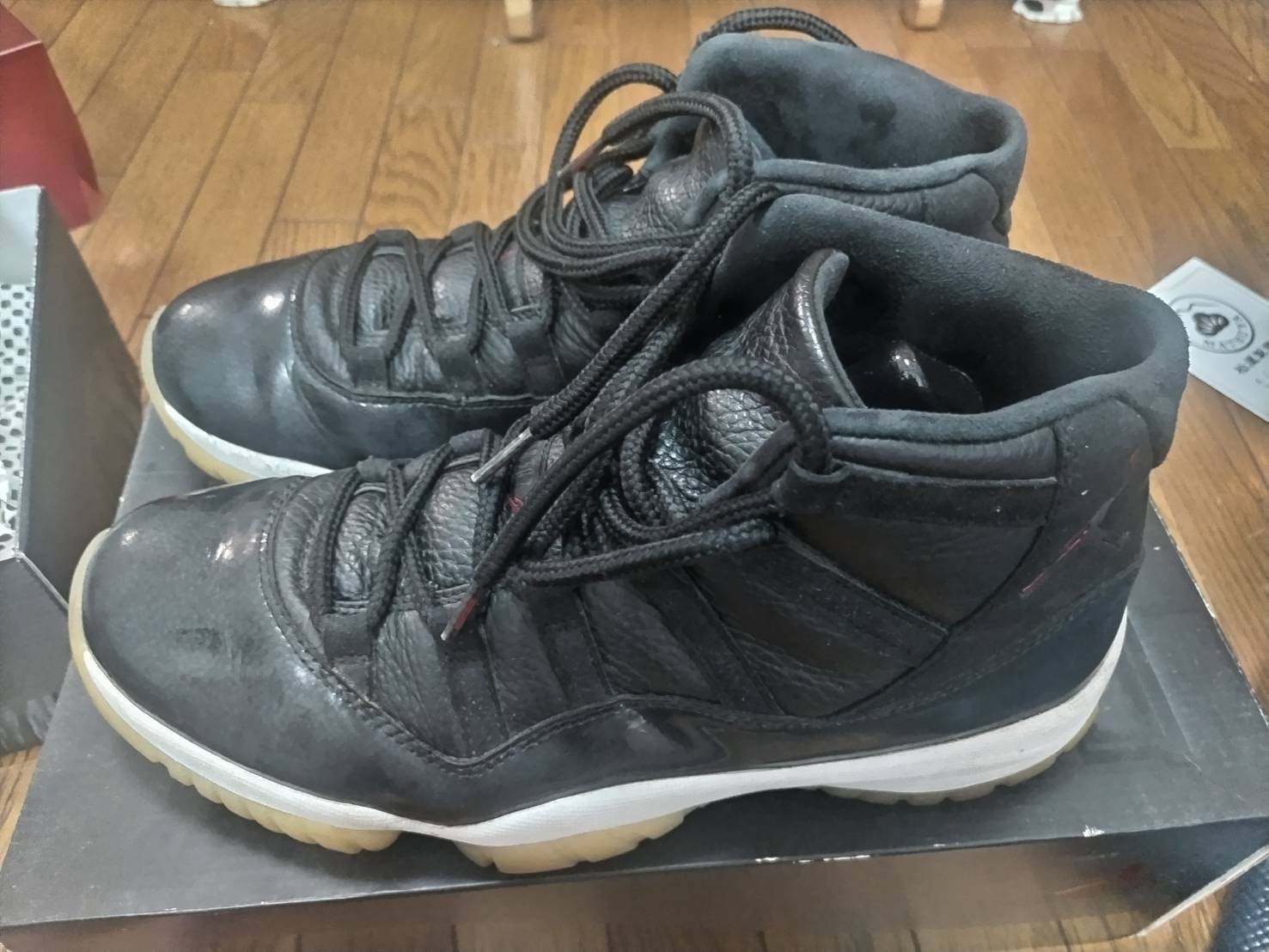 Nike Air Jordan 11 Retro "72-10"