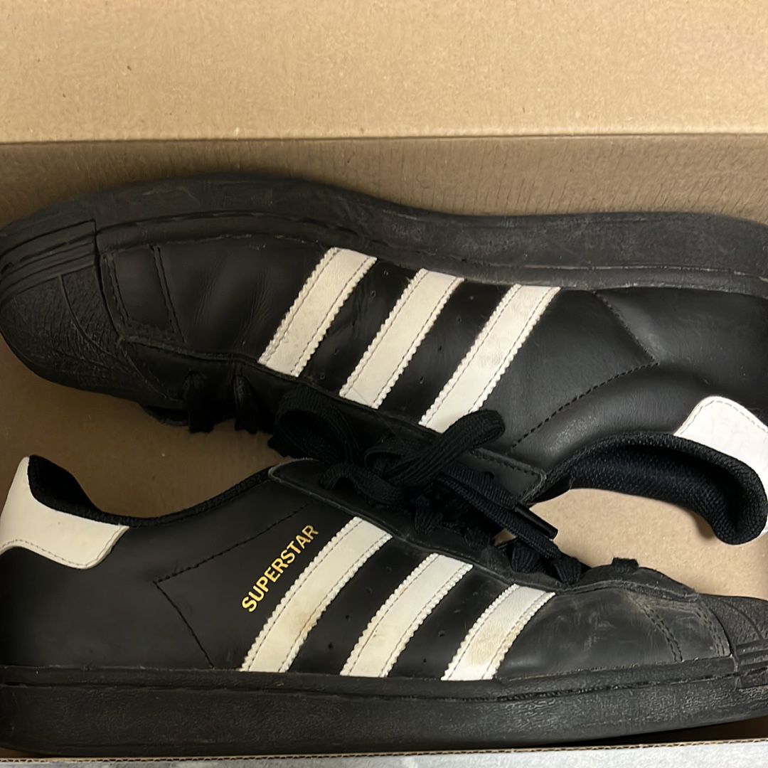 adidas Superstar "Core Black/Footwear White"