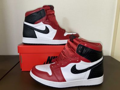 Nike Women's Air Jordan 1 High OG "Satin Red"