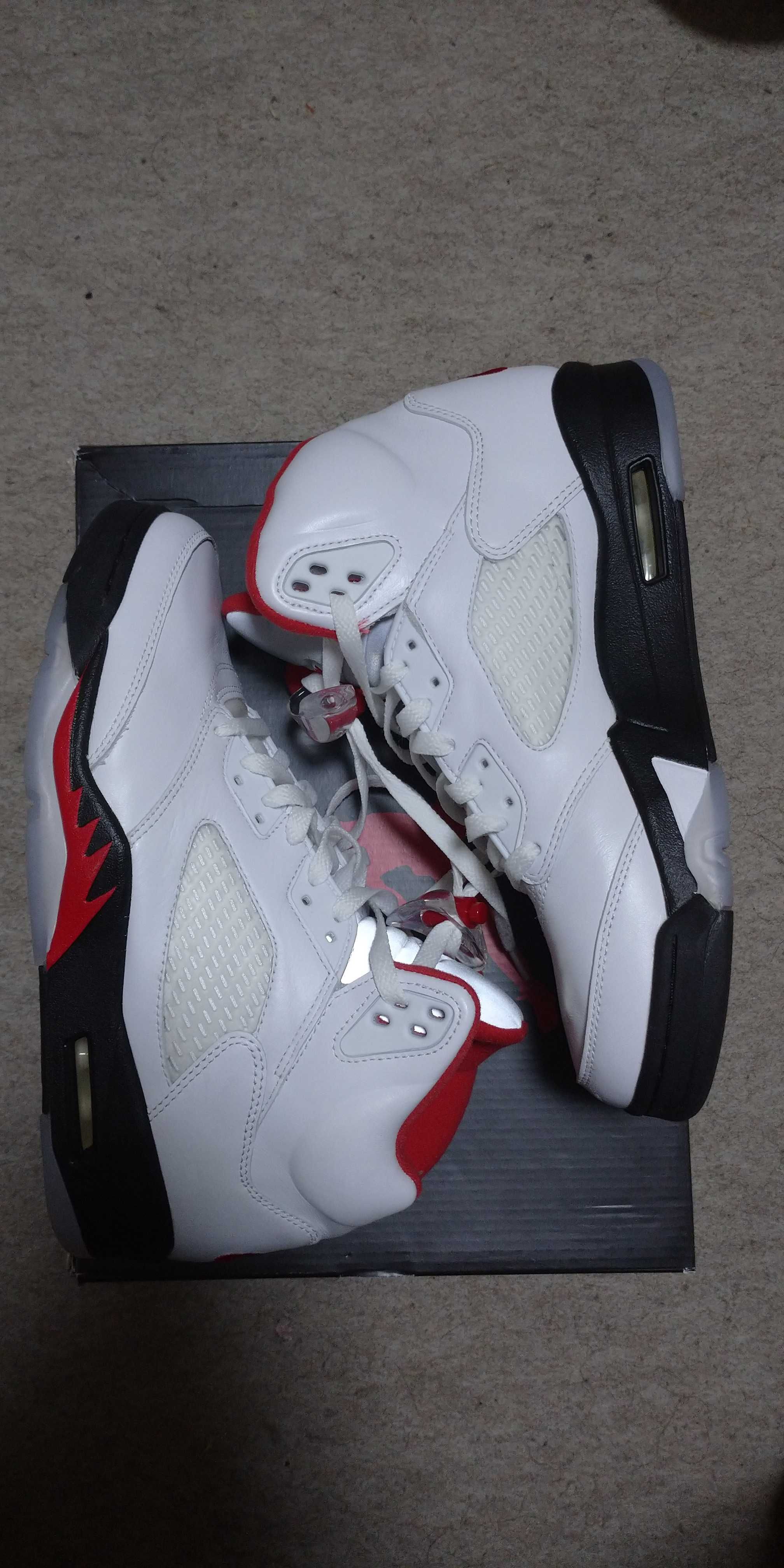 Nike Air Jordan 5 Retro "Fire Red" (2020)