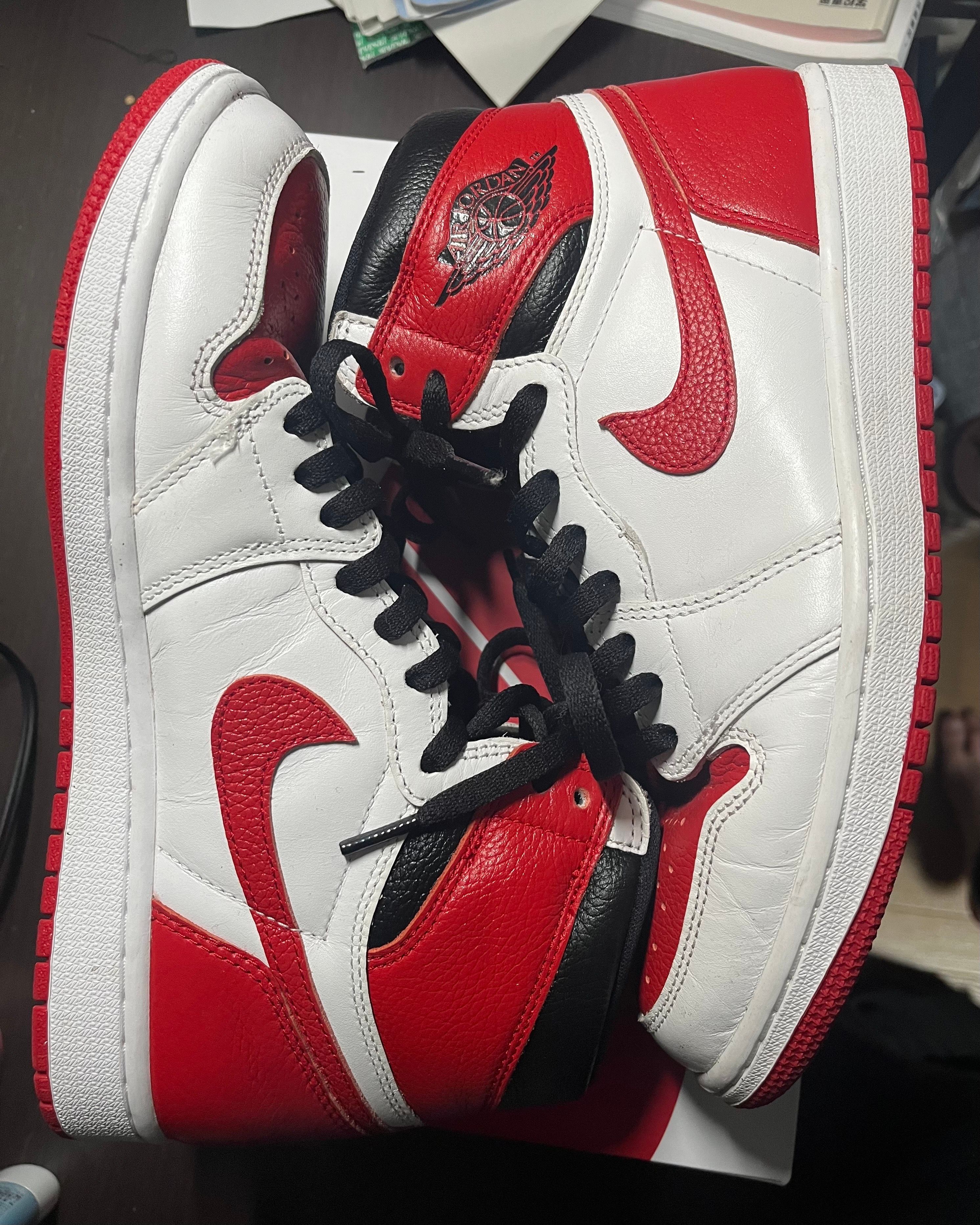 Nike Air Jordan 1 High OG "Heritage" 