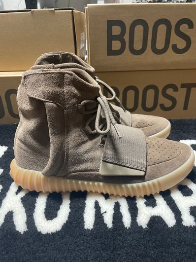 adidas YEEZY Boost 750 "Light Brown Gum (Chocolate)"