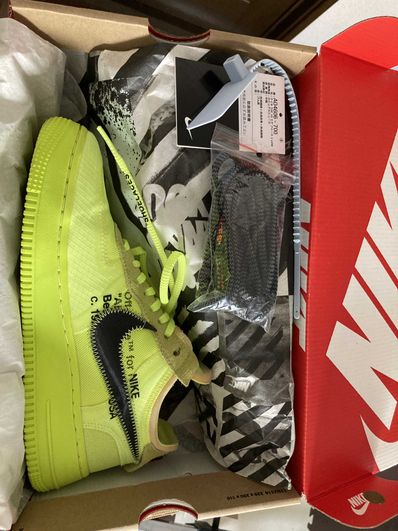 Off-White × Nike Air Force 1 Low "Volt"