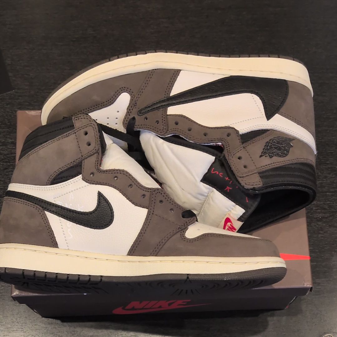 Travis Scott × Nike Air Jordan 1 Retro High OG TS SP "Sail/Dark Mocha"