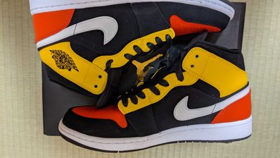 NIKE AIR JORDAN 1 MID SE "ROSWELL RAYGUNS"
