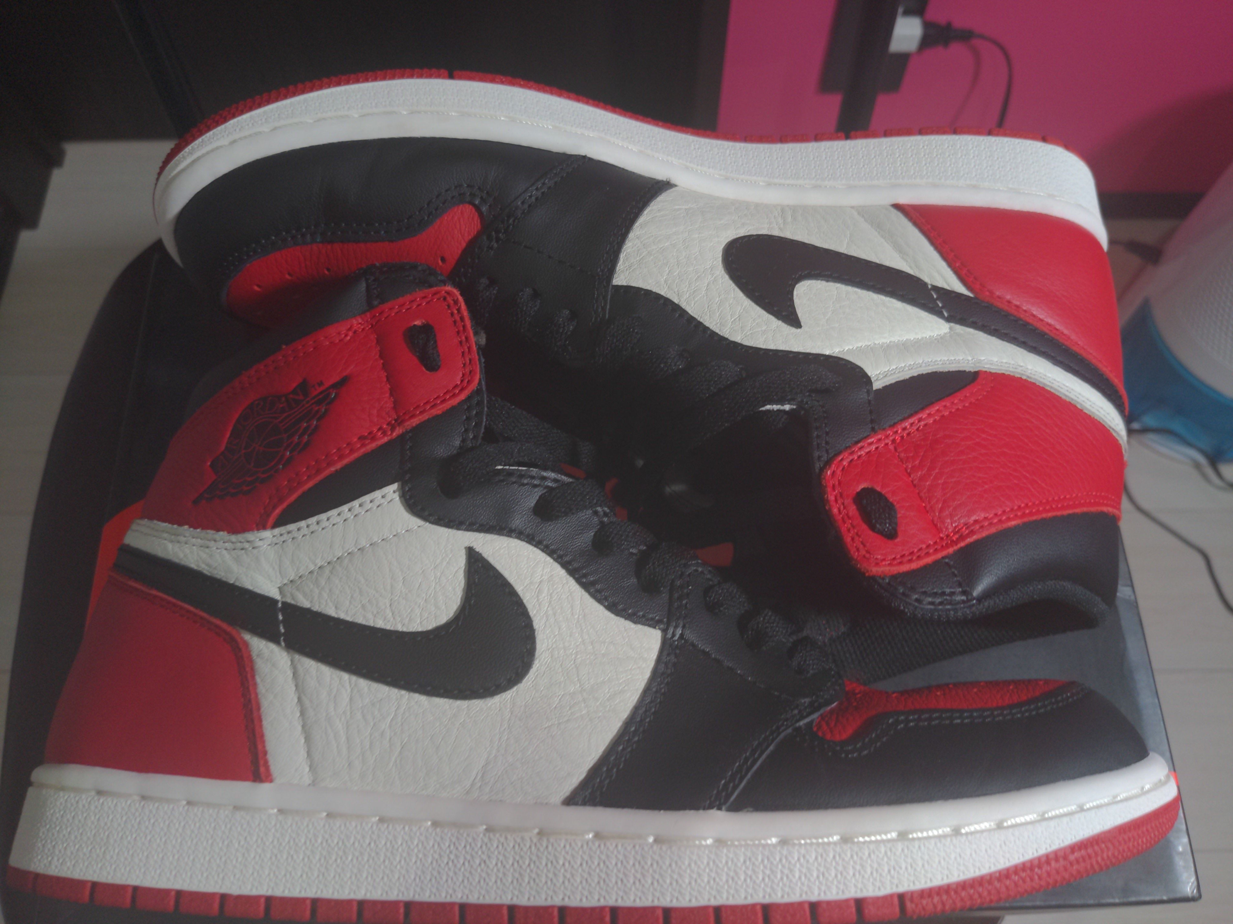 Nike Air Jordan 1 Retro High OG "Bred Toe"