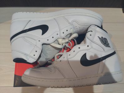 Nike Air Jordan 1 Retro High "Yin Yang White"