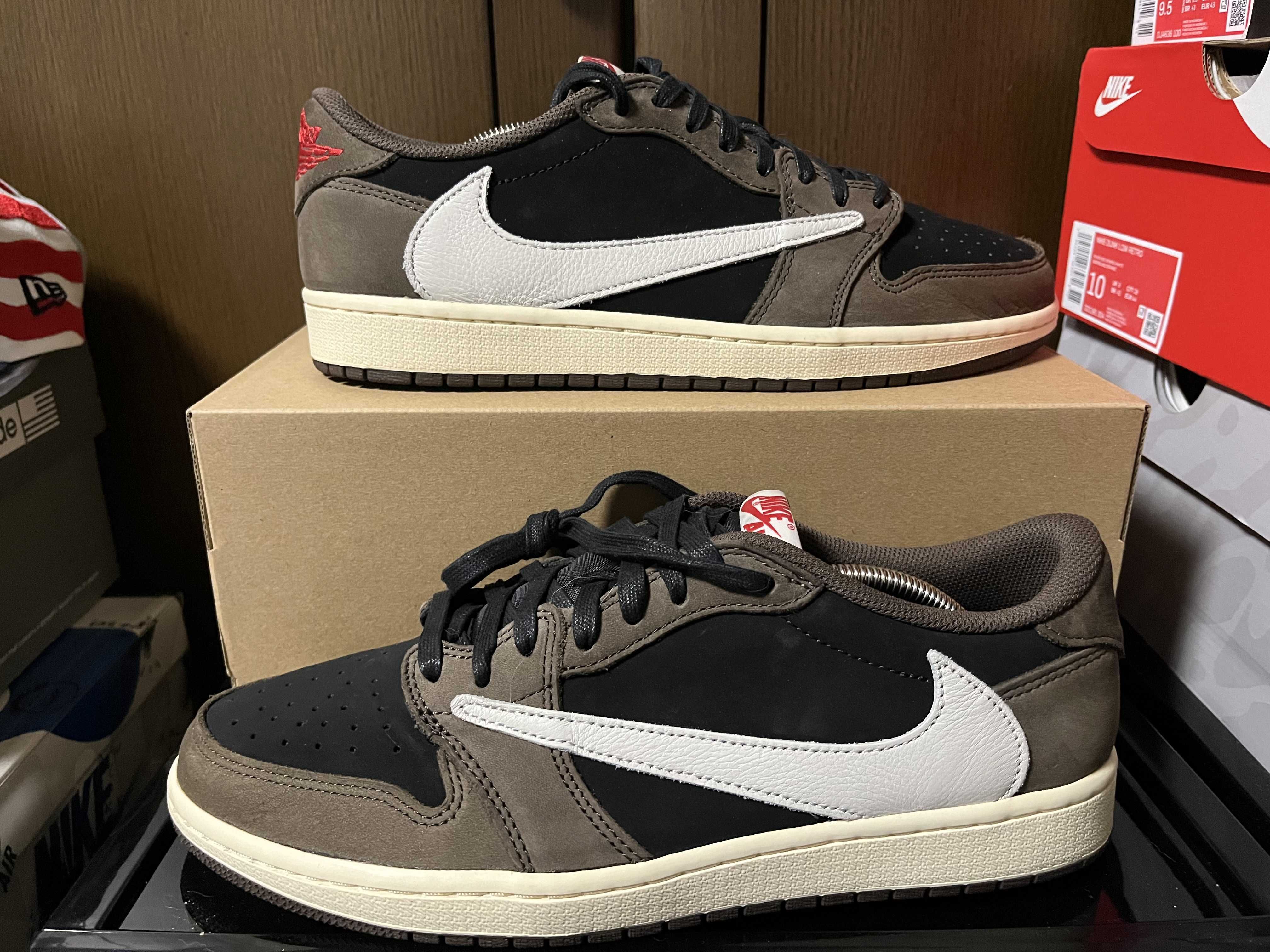 Travis Scott × Nike Air Jordan 1 Low OG SP-T  "Black/Dark Mocha"