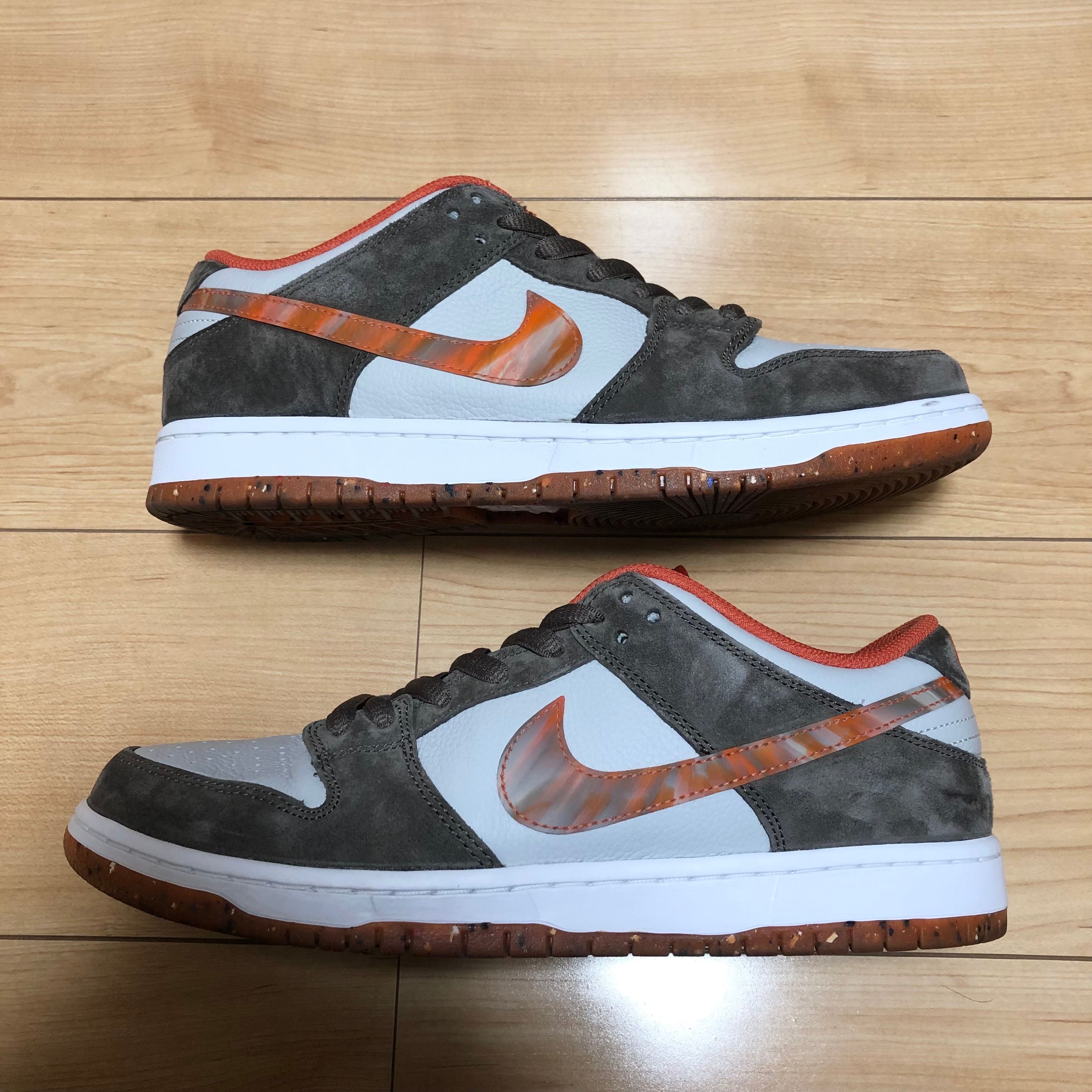 Crushed Skate Shop × Nike SB Dunk Low QS "Olive Grey/Mantra Orange"