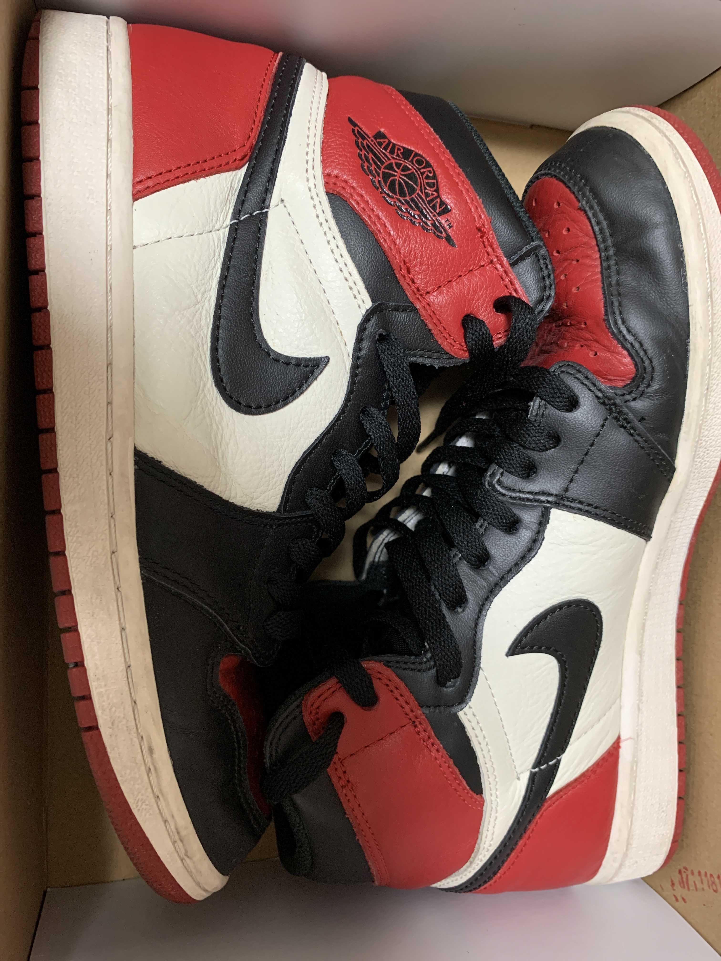 Nike Air Jordan 1 Retro High OG "Bred Toe"