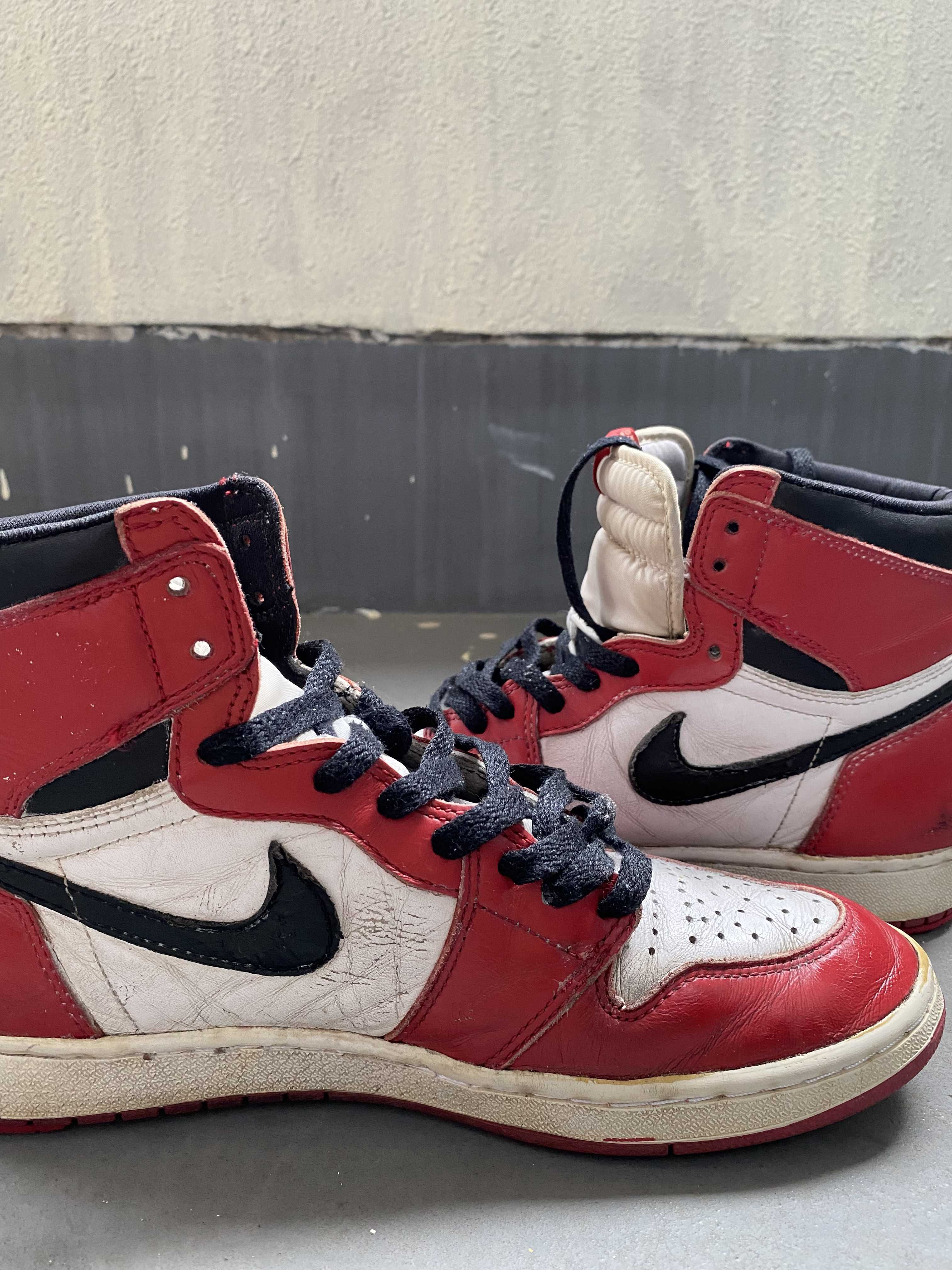 Nike Air Jordan 1 Retro High "Chicago" (1994)