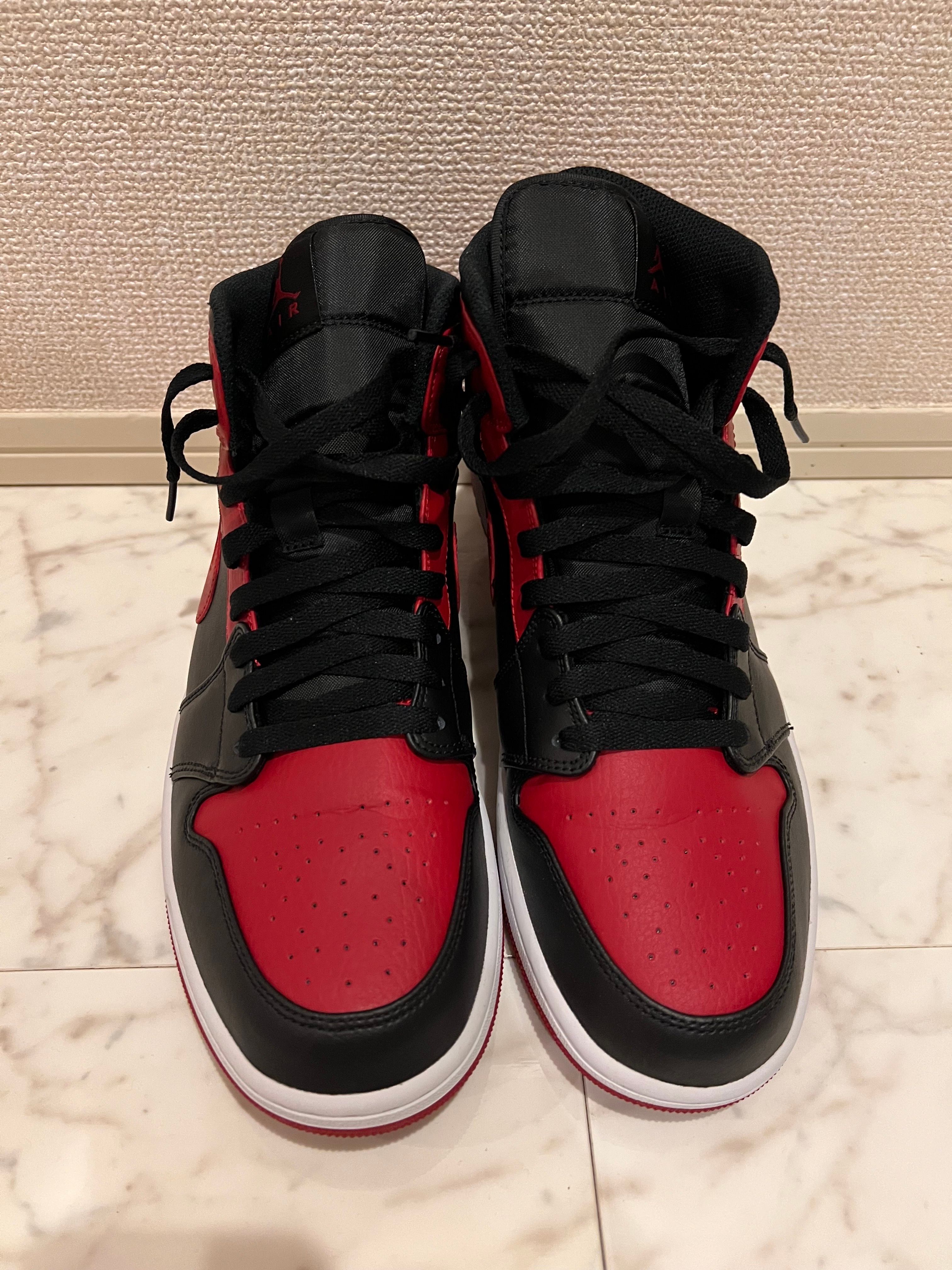 Nike Air Jordan 1 Mid "Bred"