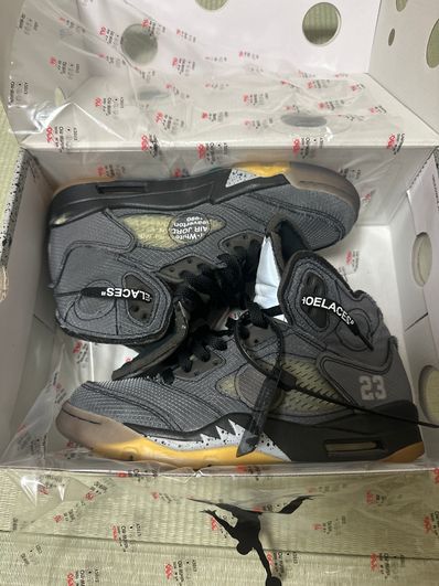 Off-White × Nike Air Jordan 5 "Black/Muslin/Fire Red"