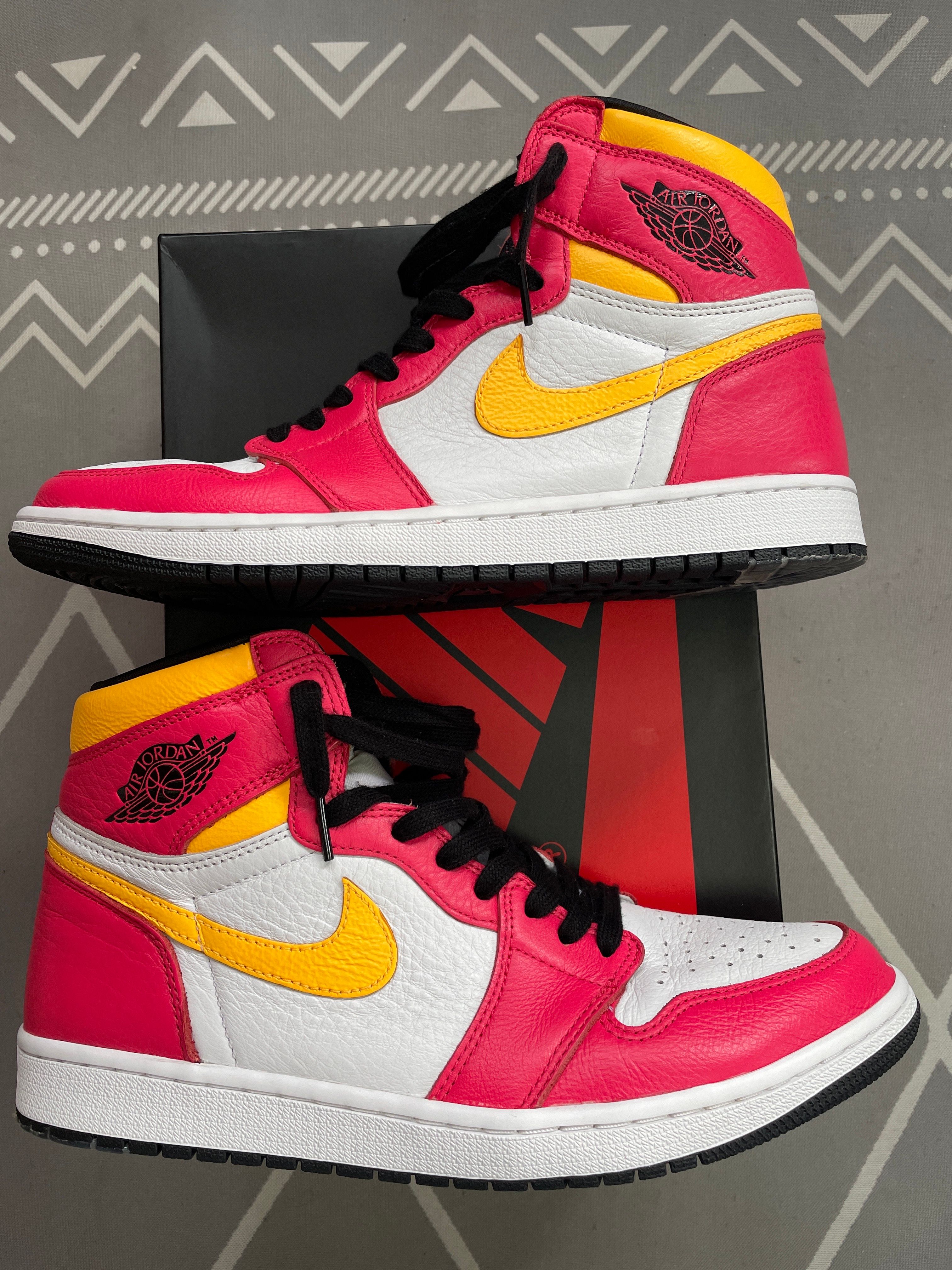 Nike Air Jordan 1 High OG "Light Fusion Red"