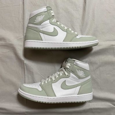 Nike Women's Air Jordan 1 High OG "Seafoam"