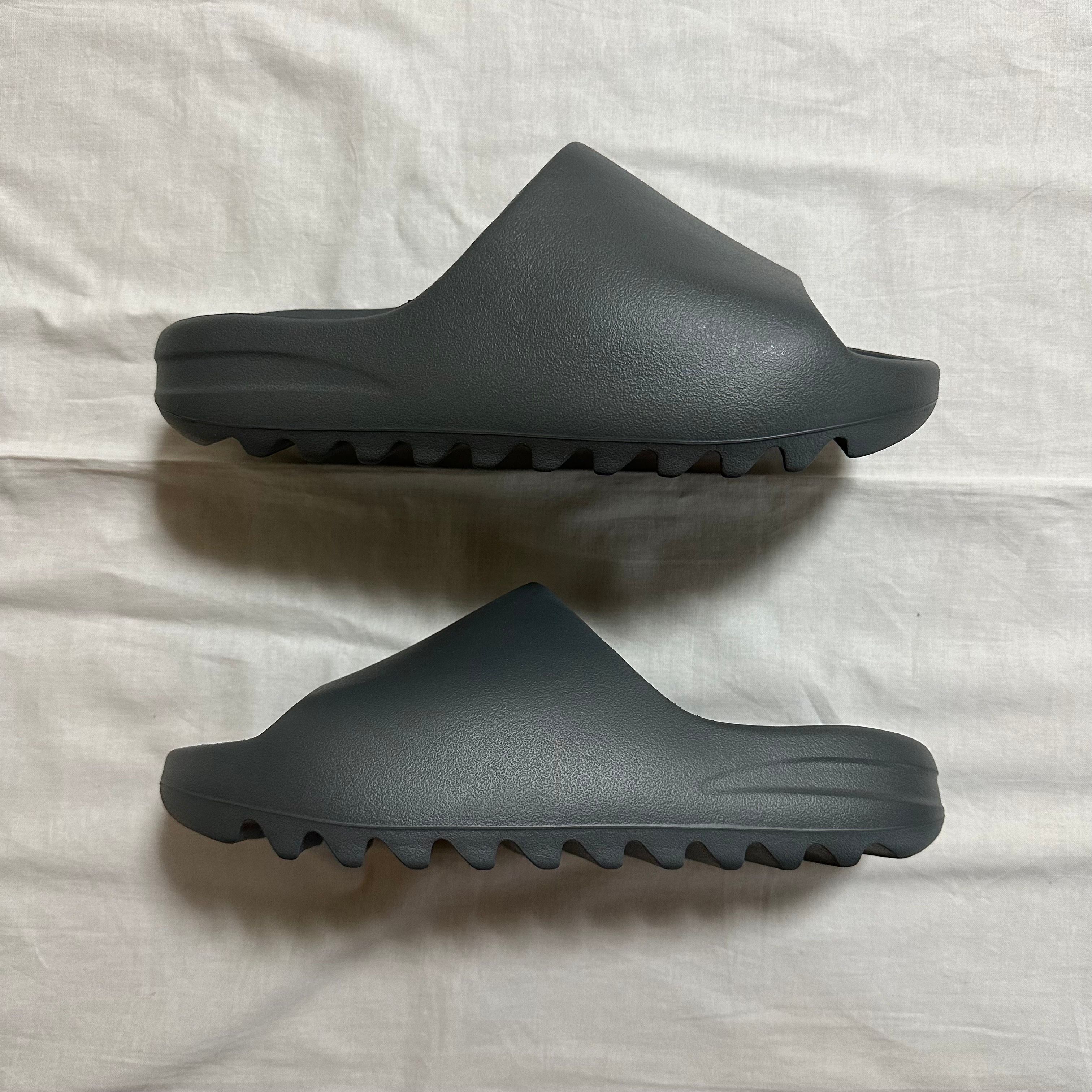 adidas YEEZY Slide "Slate Grey"