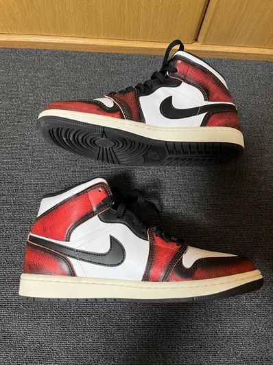 Nike Air Jordan 1 Mid "Wear Away"