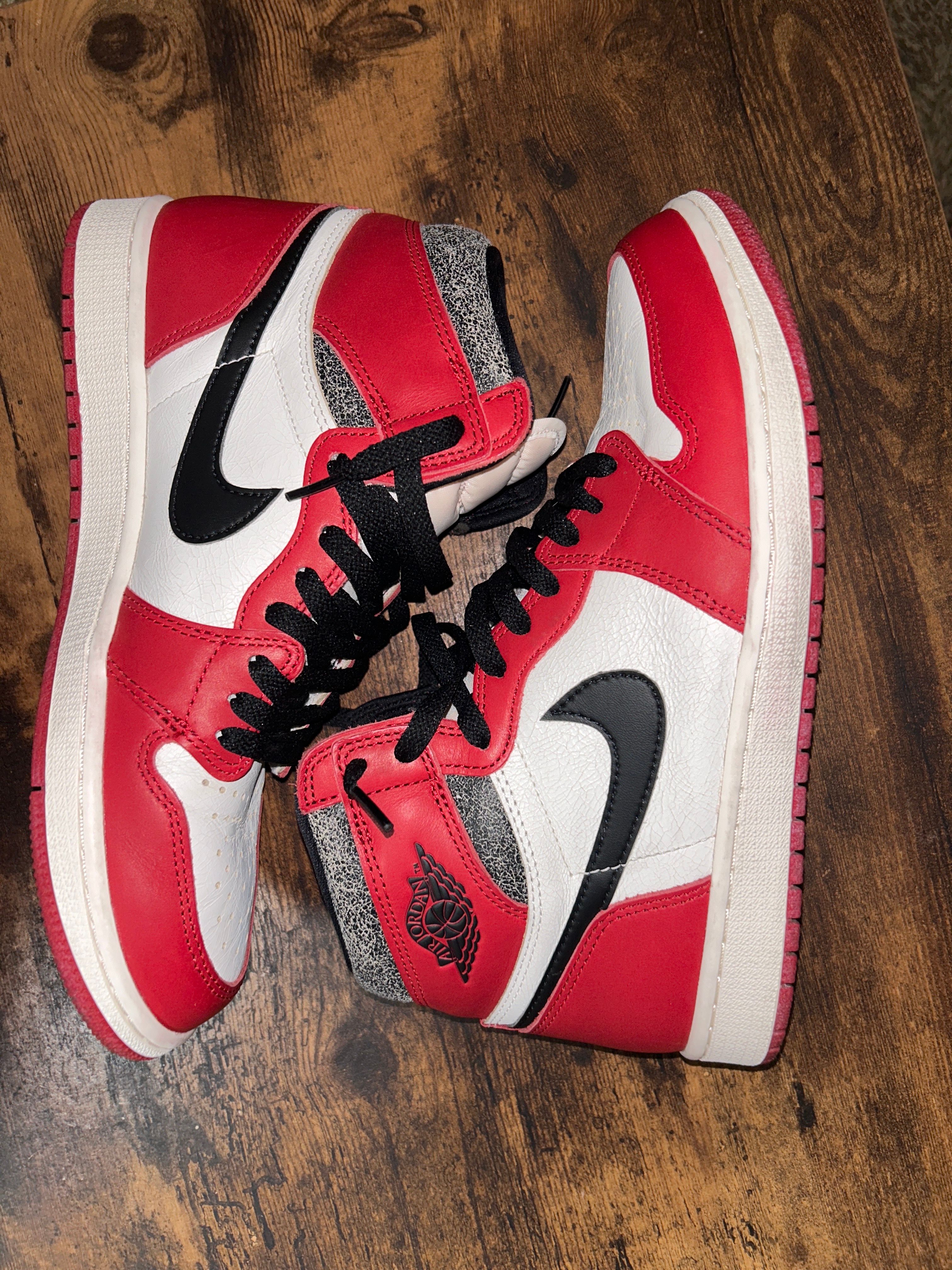 Nike Air Jordan 1 High OG "Lost & Found/Chicago"