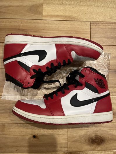 Nike Air Jordan 1 Retro High "Chicago" (2013)