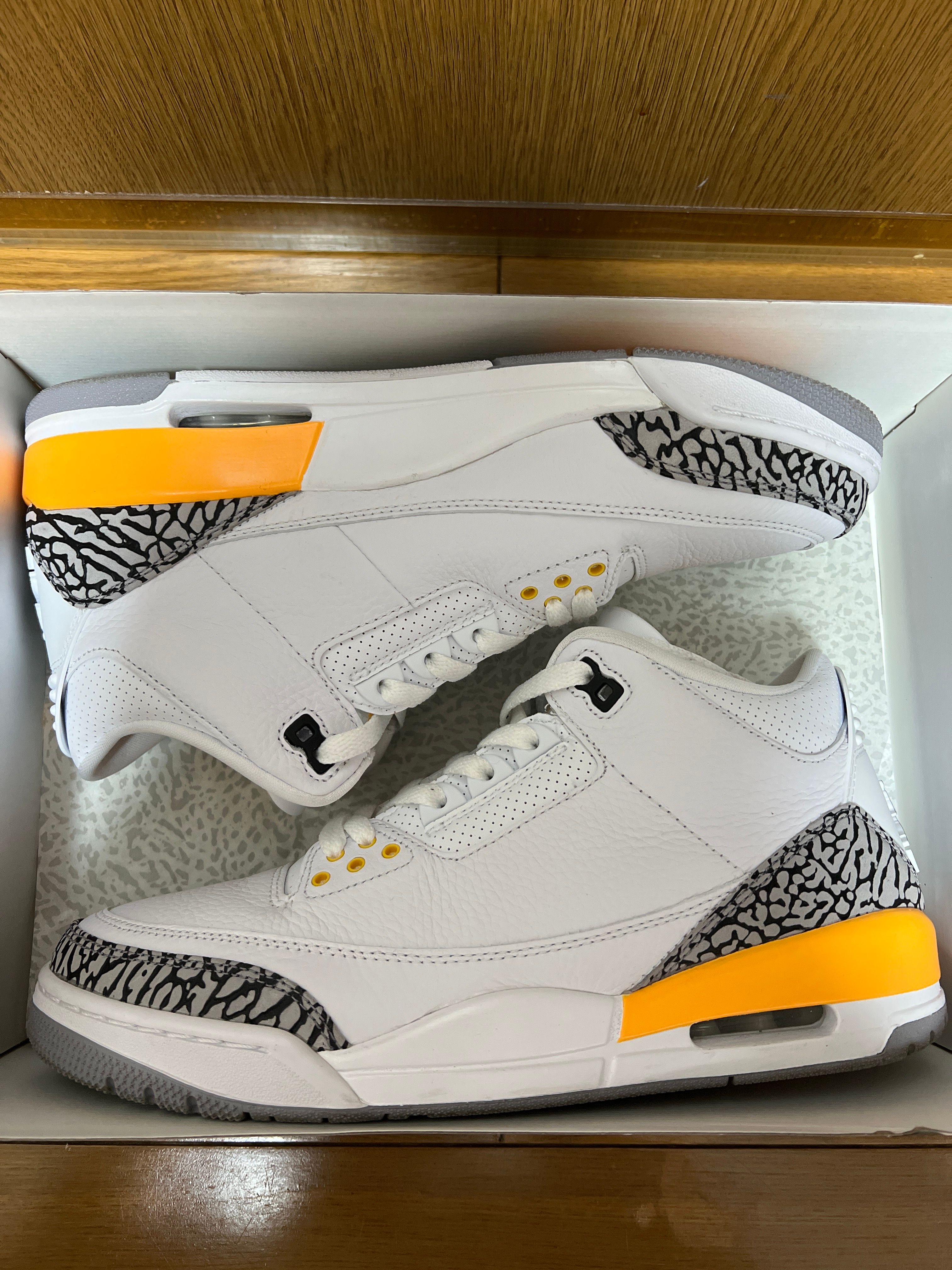 Nike Women's Air Jordan 3 Retro "Laser Orange"