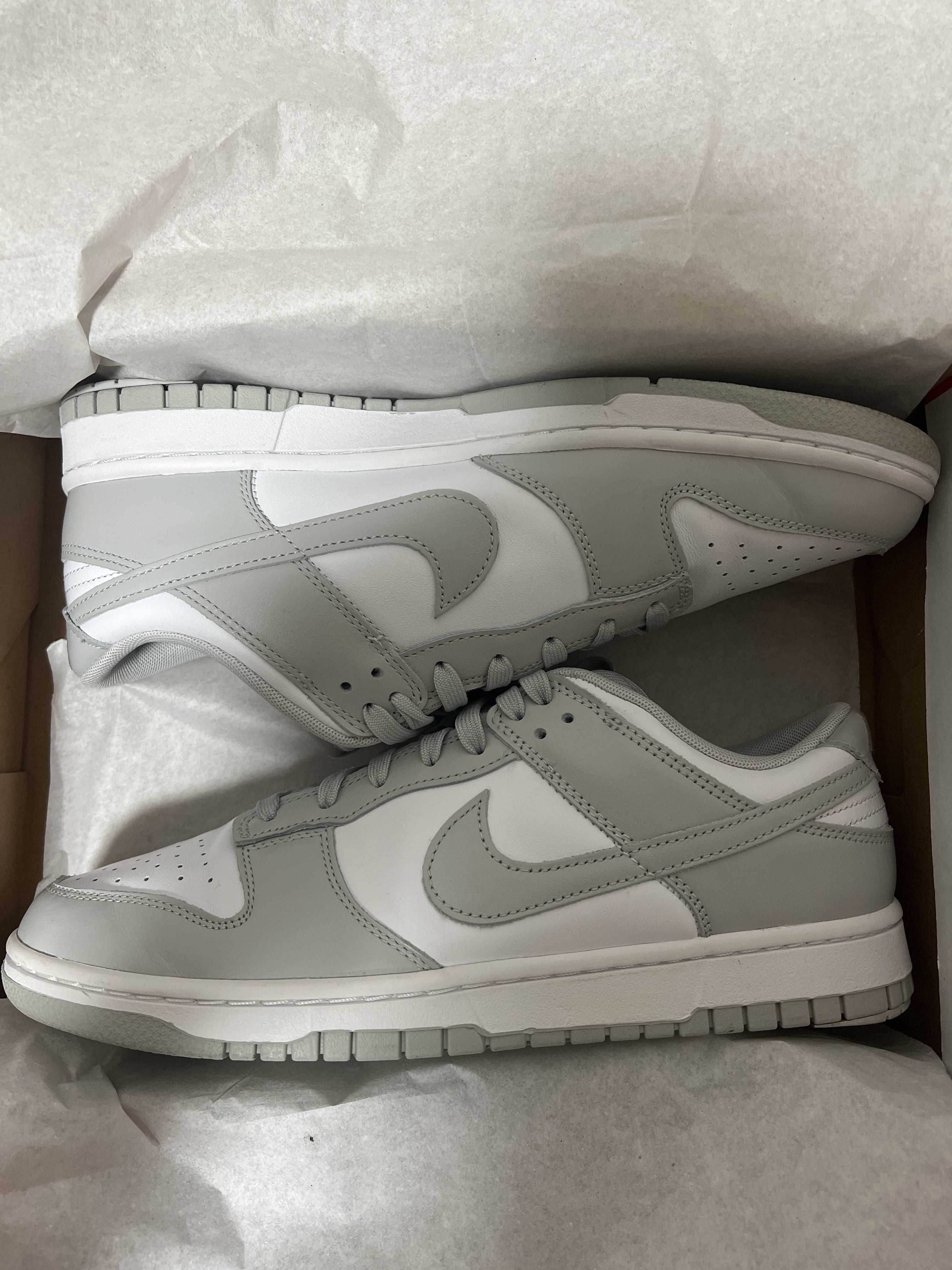 Nike Dunk Low "Grey Fog"