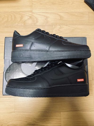 Supreme × Nike Air Force 1 Low "Black"