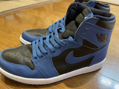 Nike Air Jordan 1 Retro High OG "Dark Marina Blue"