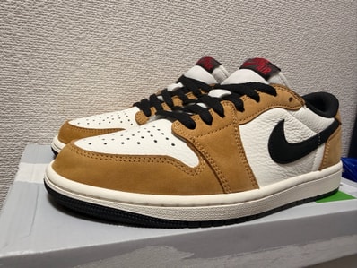 Nike Air Jordan 1 Low OG "Rookie of the Year/Sail and Golden Harvest"