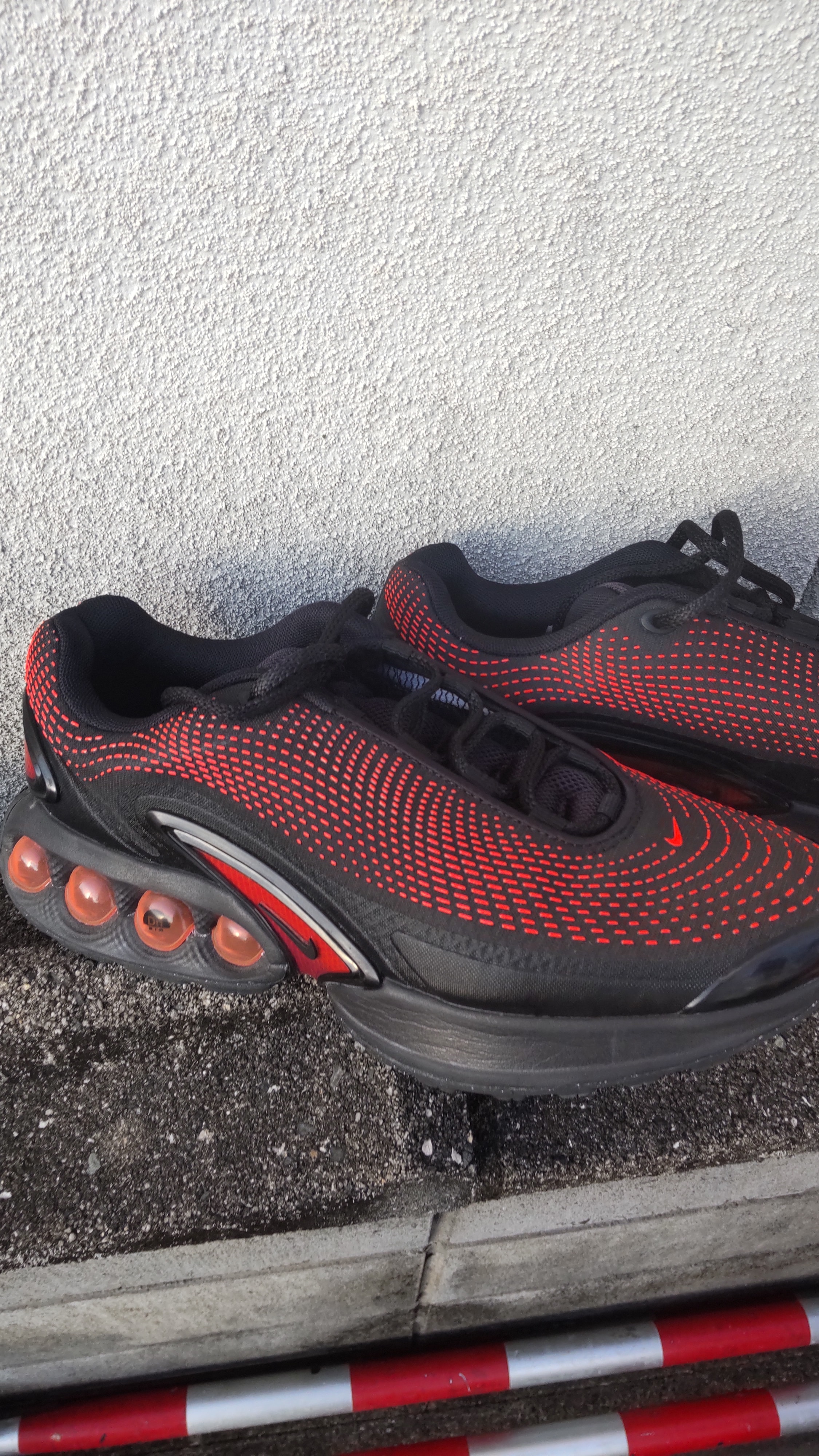 Nike Air Max DN Essential "Bred/Black/Black/Bright Crimson/Black"