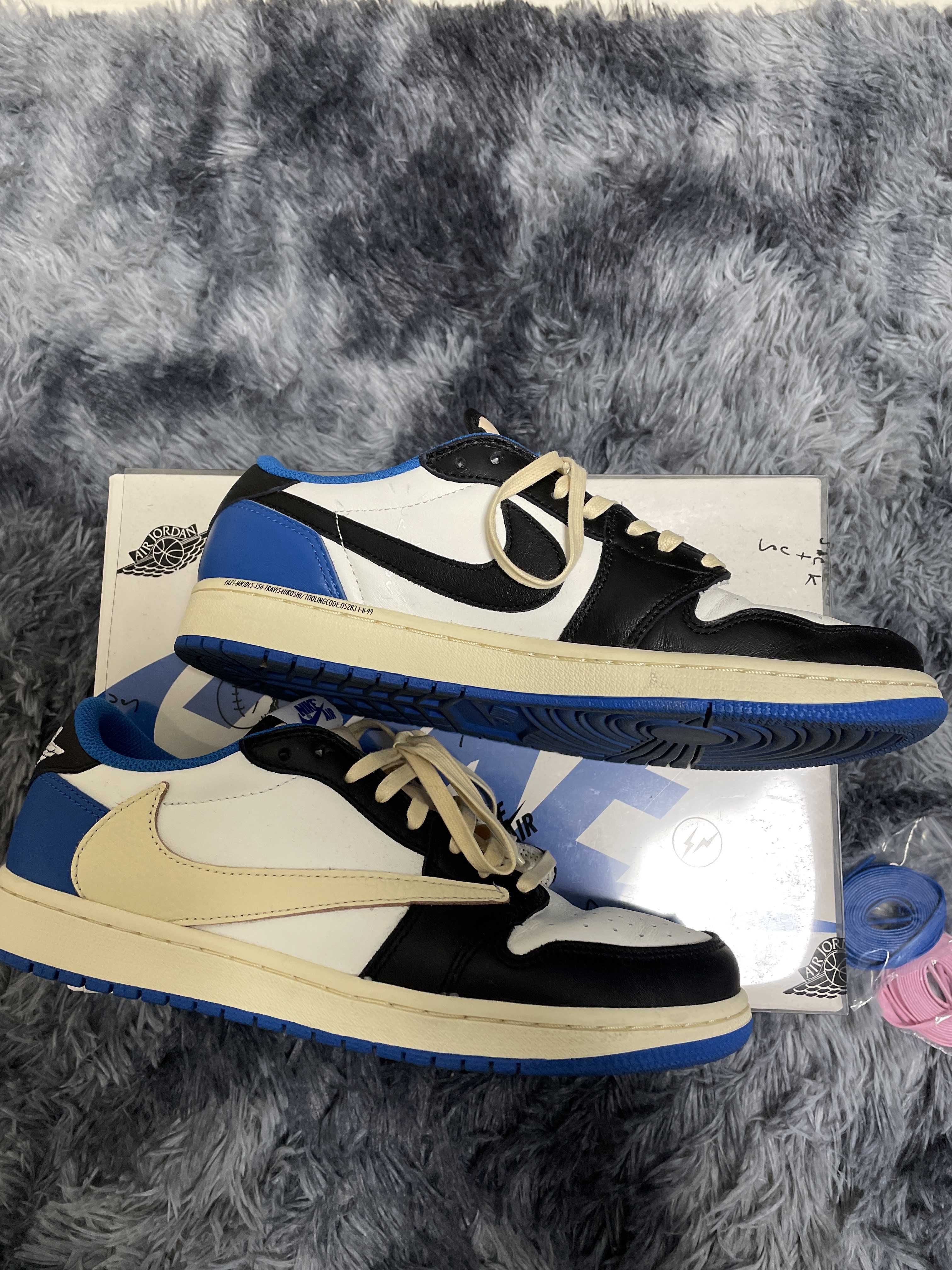 Travis Scott × fragment design × Nike Air Jordan 1 Low OG SP "Military Blue"