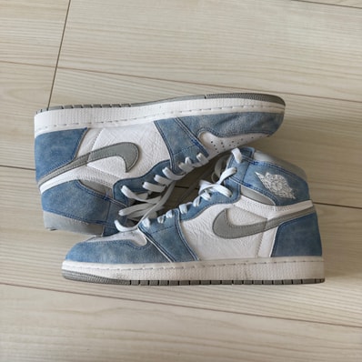 Nike Air Jordan 1 High OG "Hyper Royal"