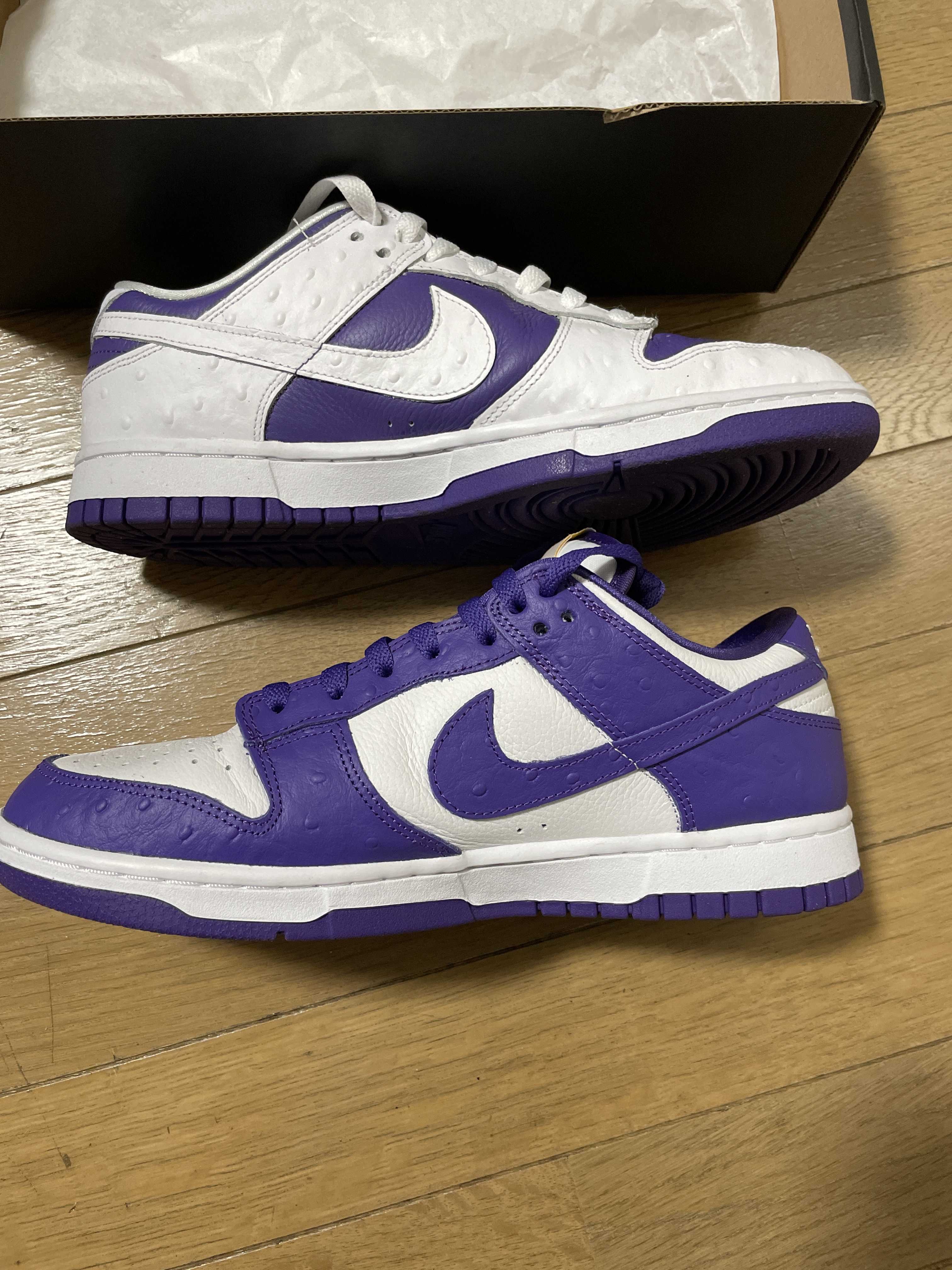 Nike Women's Dunk Low "Made You Look"