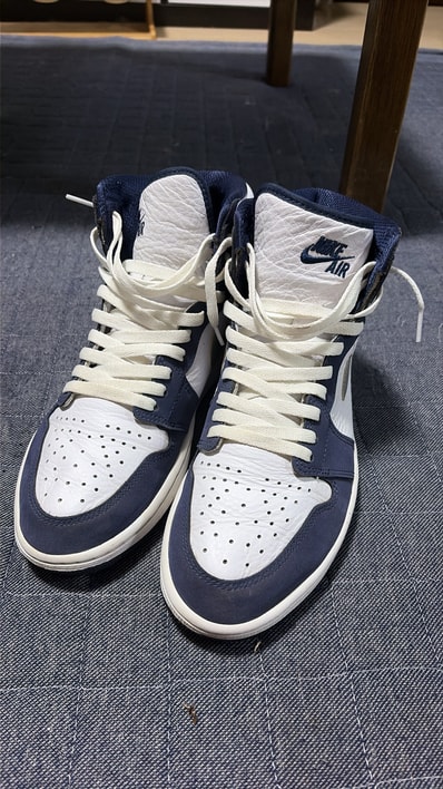 Nike Air Jordan 1 Retro "White/Metallic Silver/Midnight Navy"