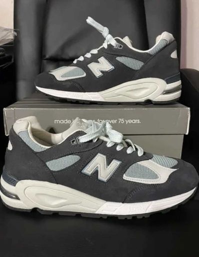 KITH Ronnie Fieg × New Balance 990V2 "Steel Blue"