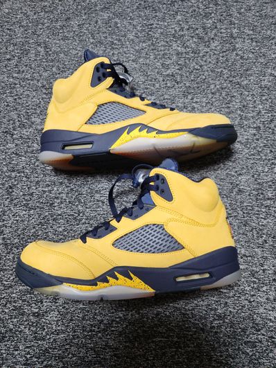 NIKE AIR JORDAN 5 "MICHIGAN"