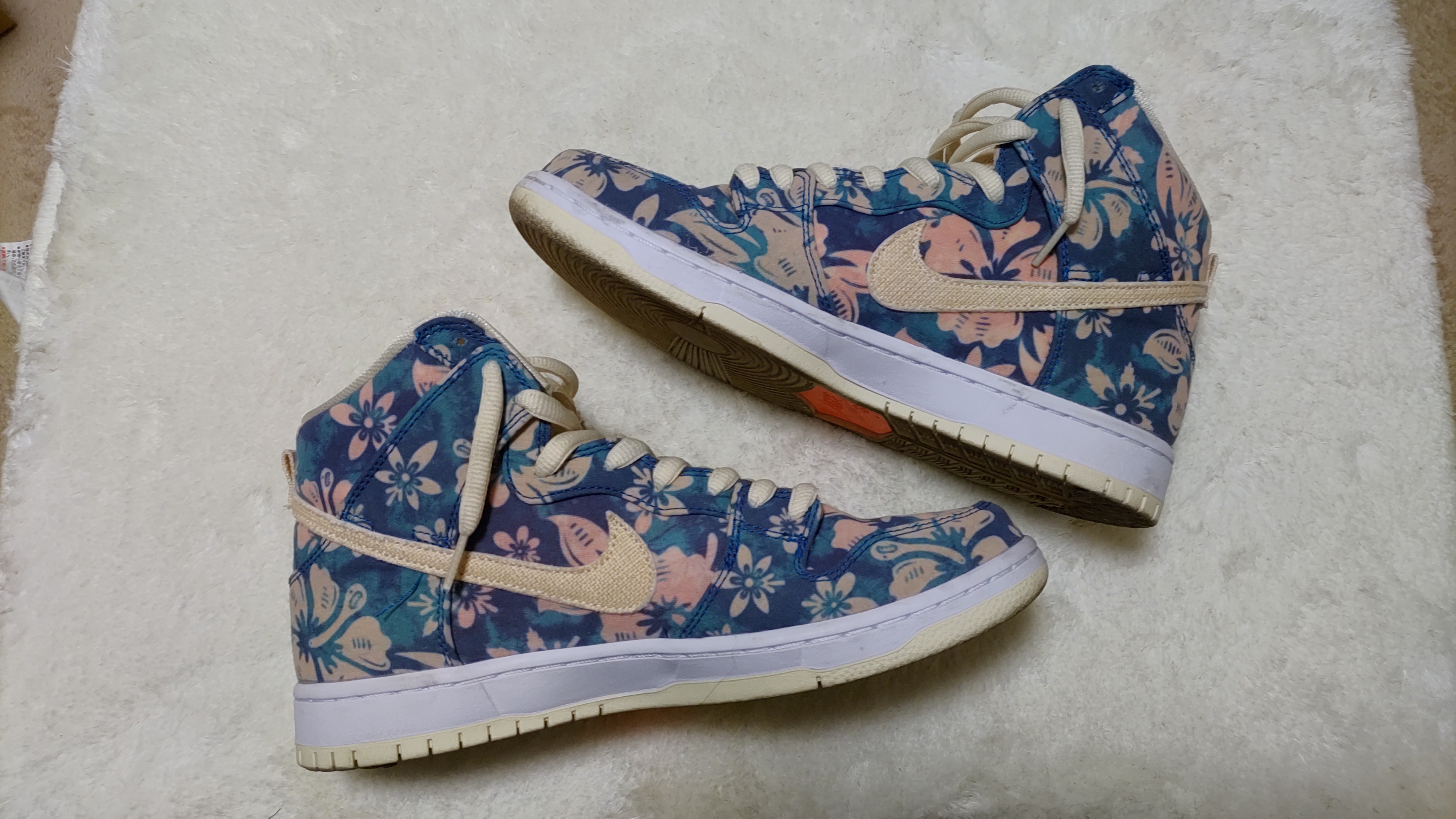 Nike SB Dunk High "Hawaii"