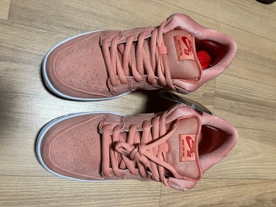 Nike SB Dunk Low "Pink Pig"