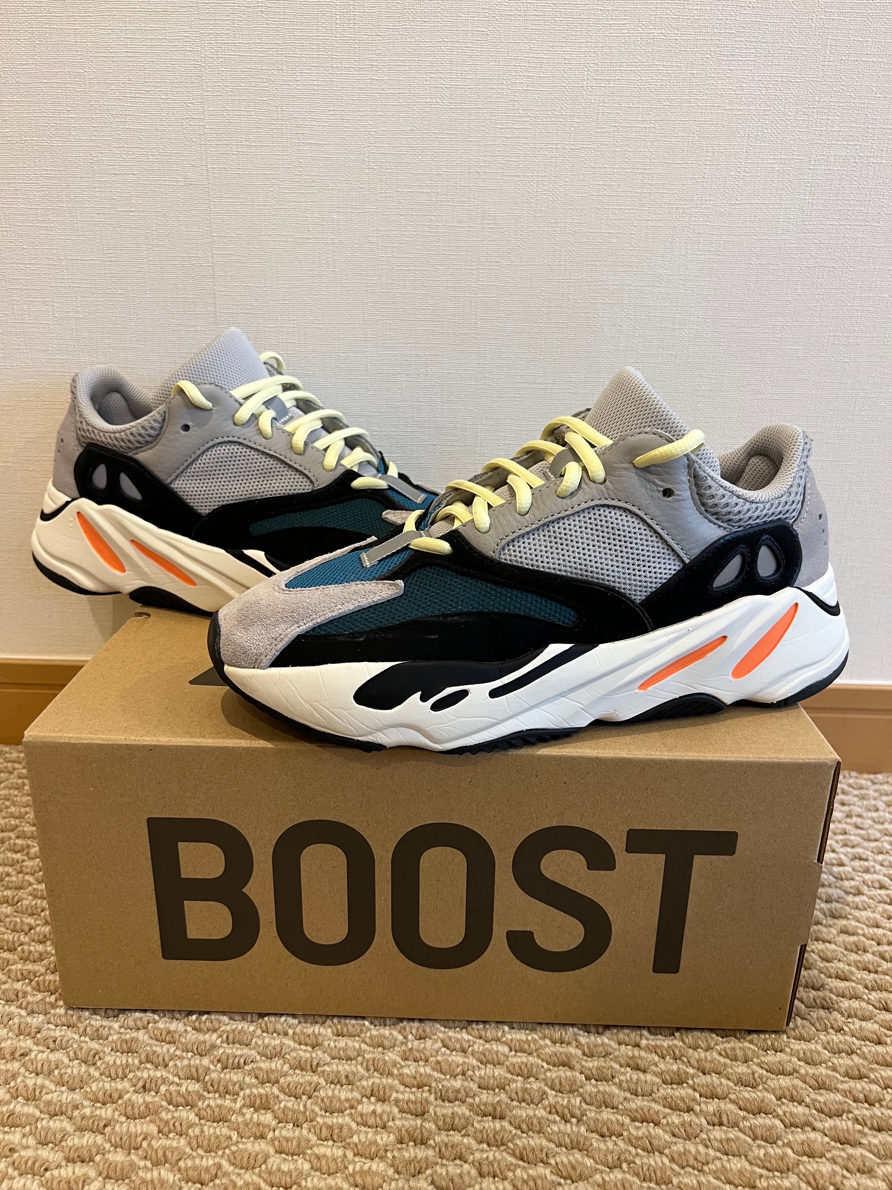 adidas YEEZY Boost 700 "Wave Runner"