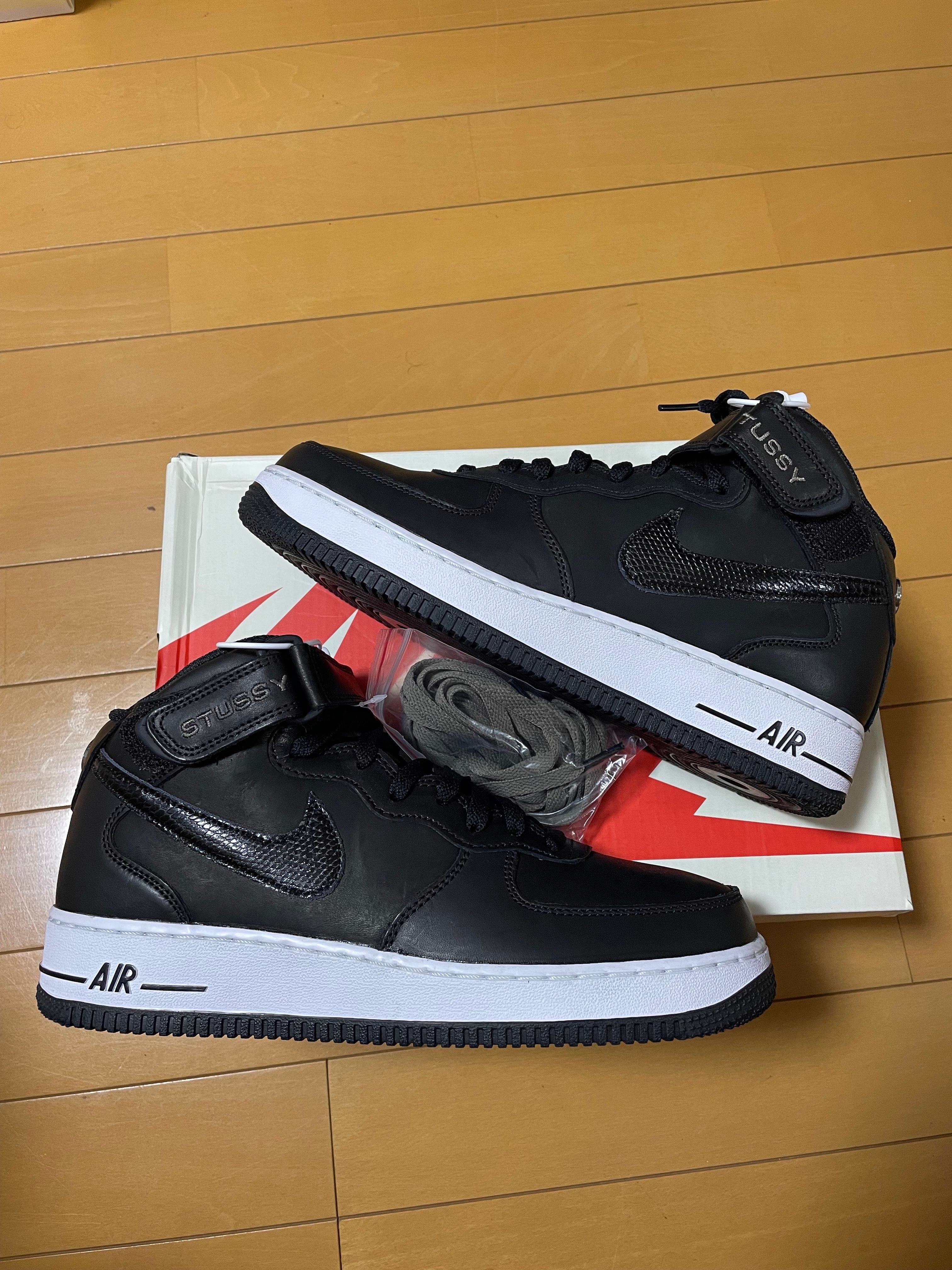 Stussy × Nike Air Force 1 Mid "Black/Black"